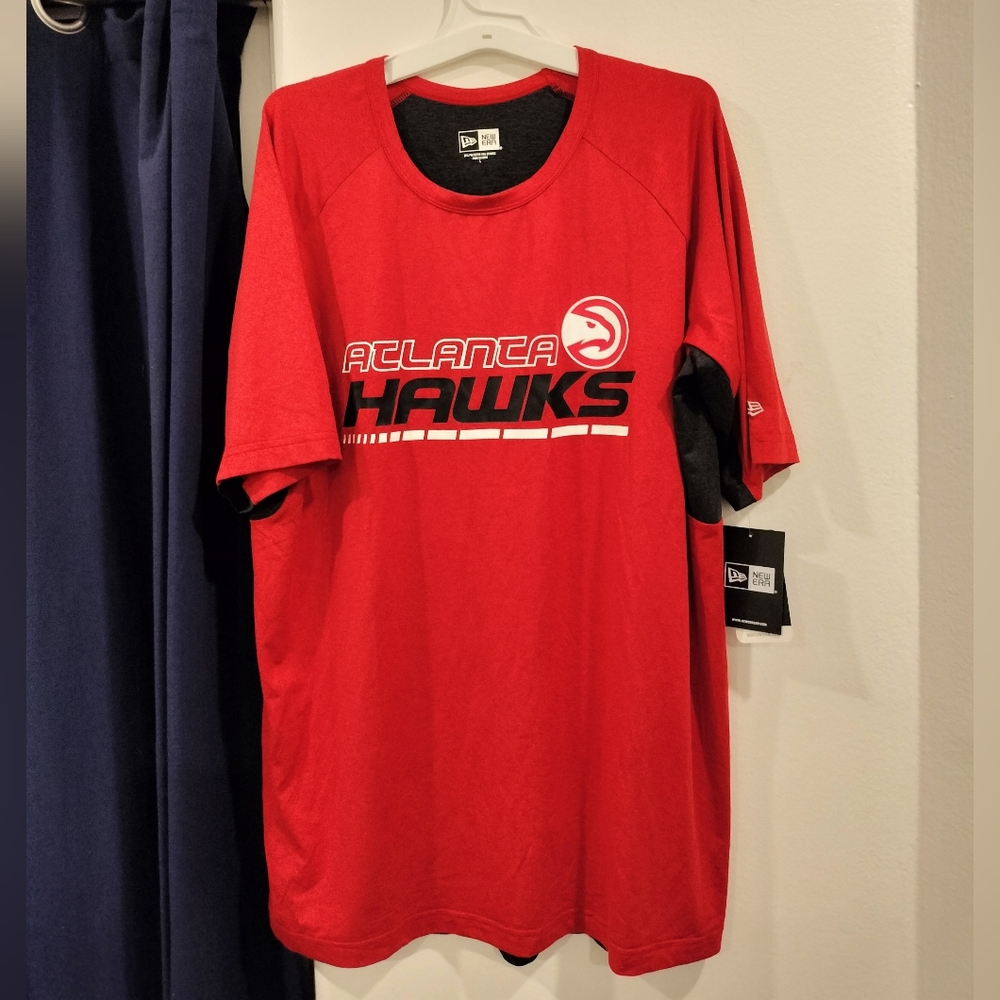 New Era Atlanta Hawks Red and Black Short Sleeve Tee